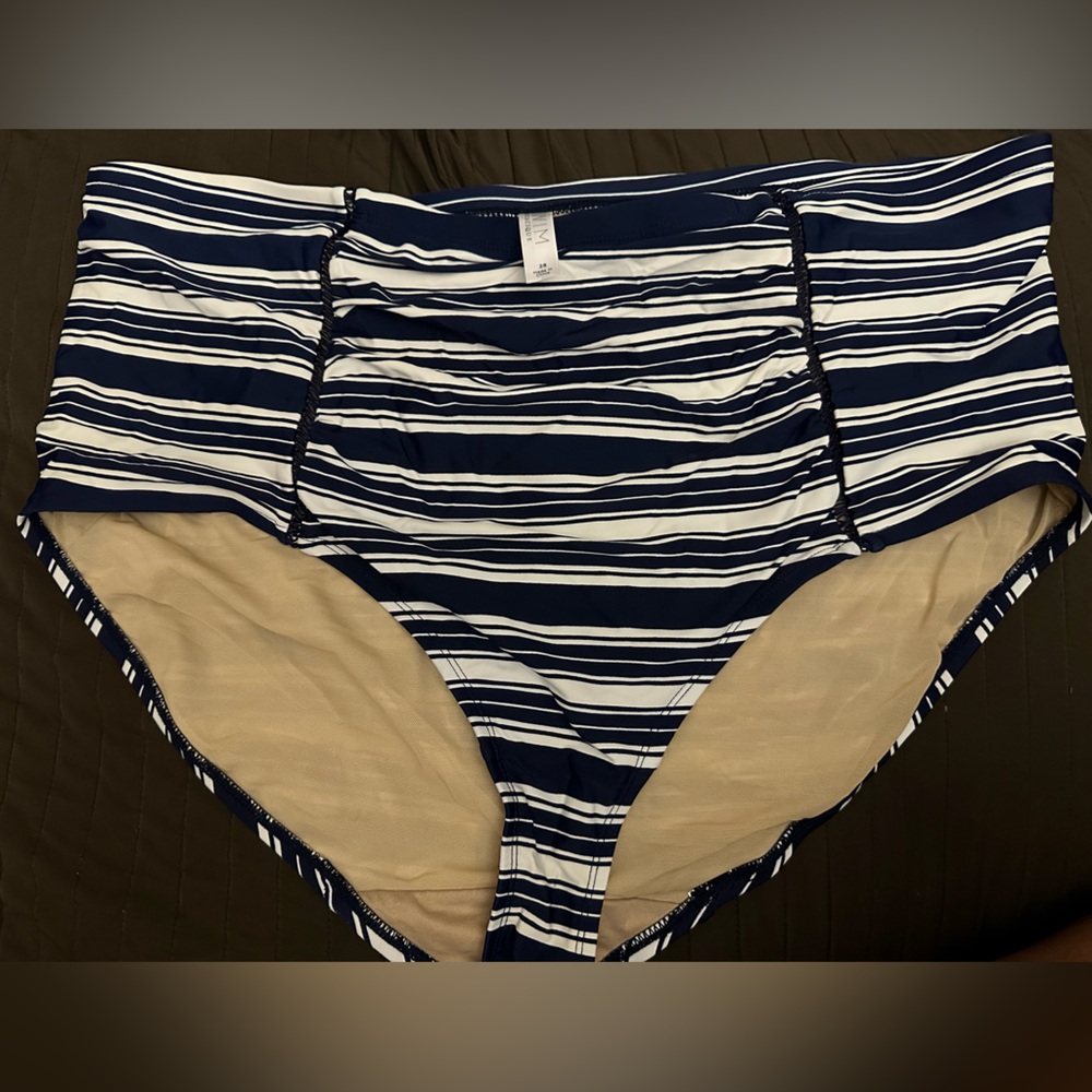 Lane Bryant/ cacique navy and white swim bottom. See matching top listed